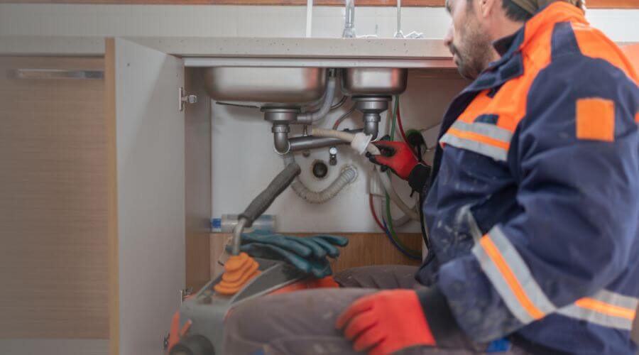 Professional slab leak plumber services in Cleo Springs, OK